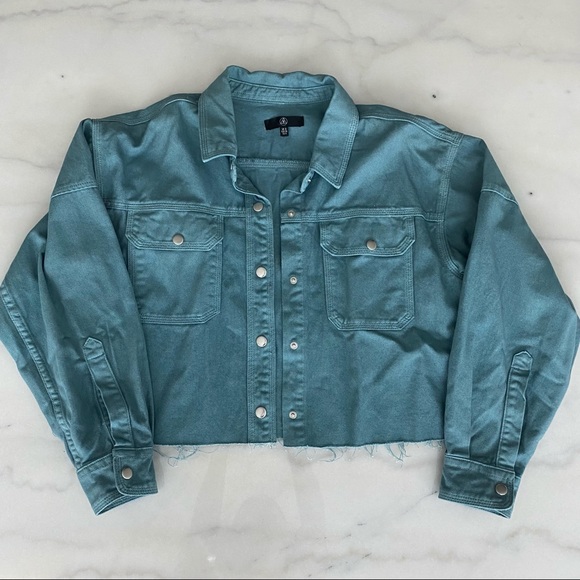 Missguided Trucker Denim Shacket - US 4 (NWOT) - Picture 5 of 5